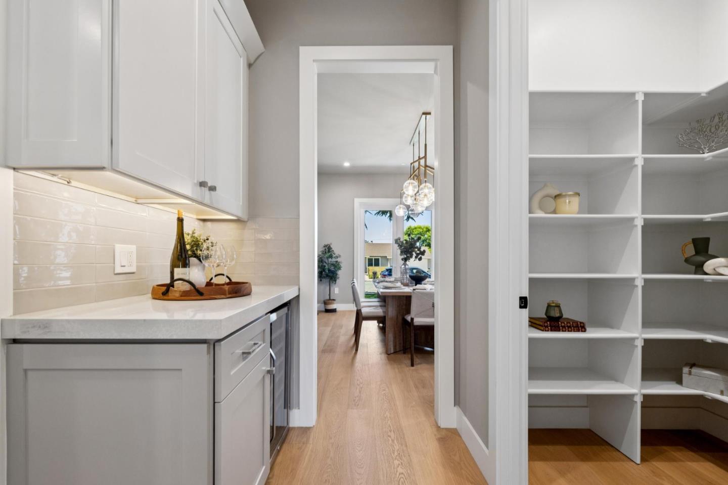 Detail Gallery Image 19 of 48 For 14871 Payton Ave, San Jose,  CA 95124 - 6 Beds | 4/1 Baths