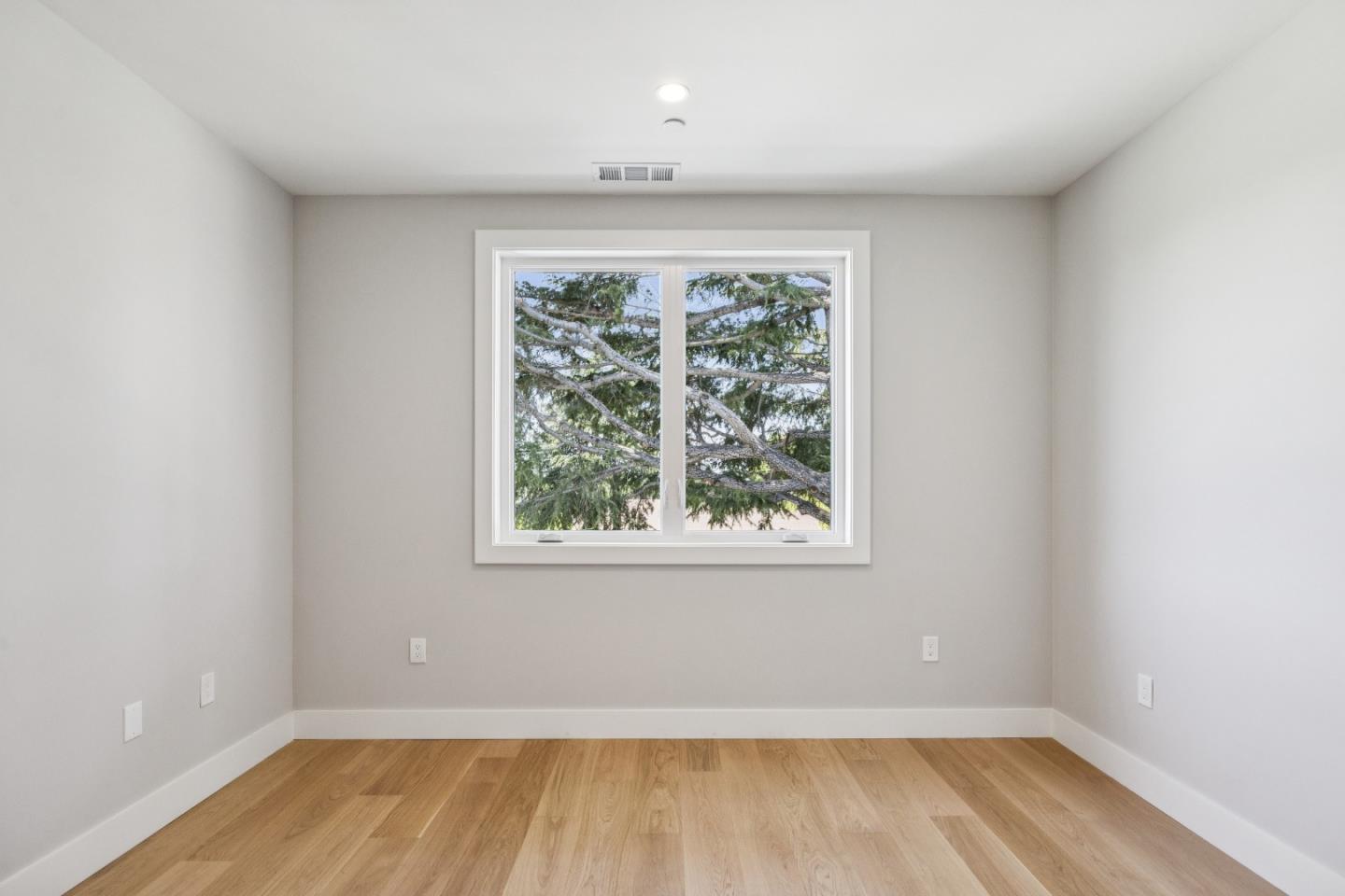 Detail Gallery Image 45 of 48 For 14871 Payton Ave, San Jose,  CA 95124 - 6 Beds | 4/1 Baths