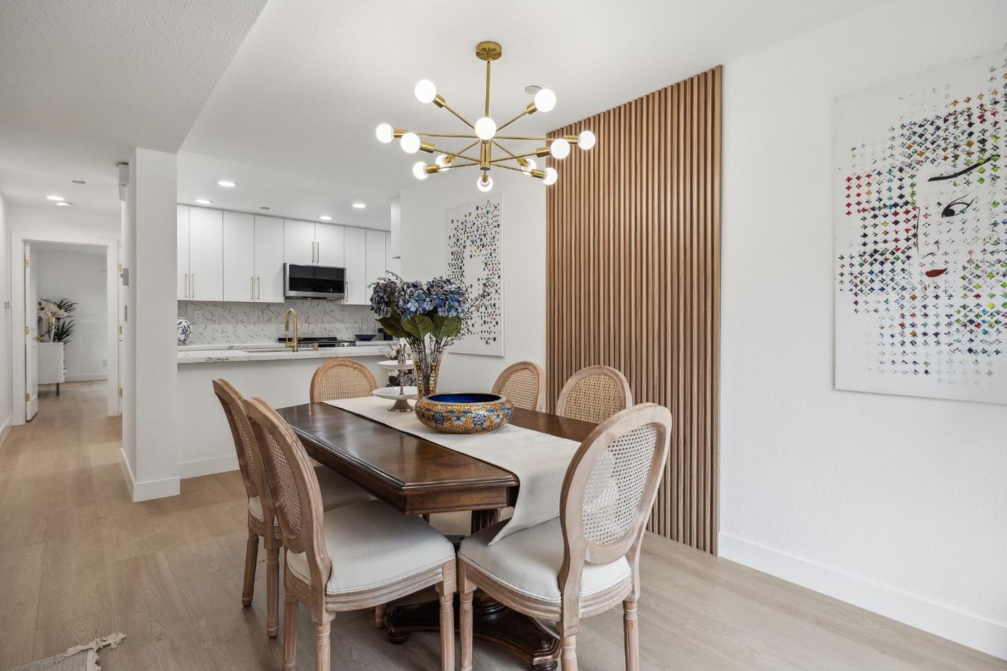 Detail Gallery Image 11 of 49 For 4159 El Camino Way #UNIT E,  Palo Alto,  CA 94306 - 2 Beds | 2 Baths