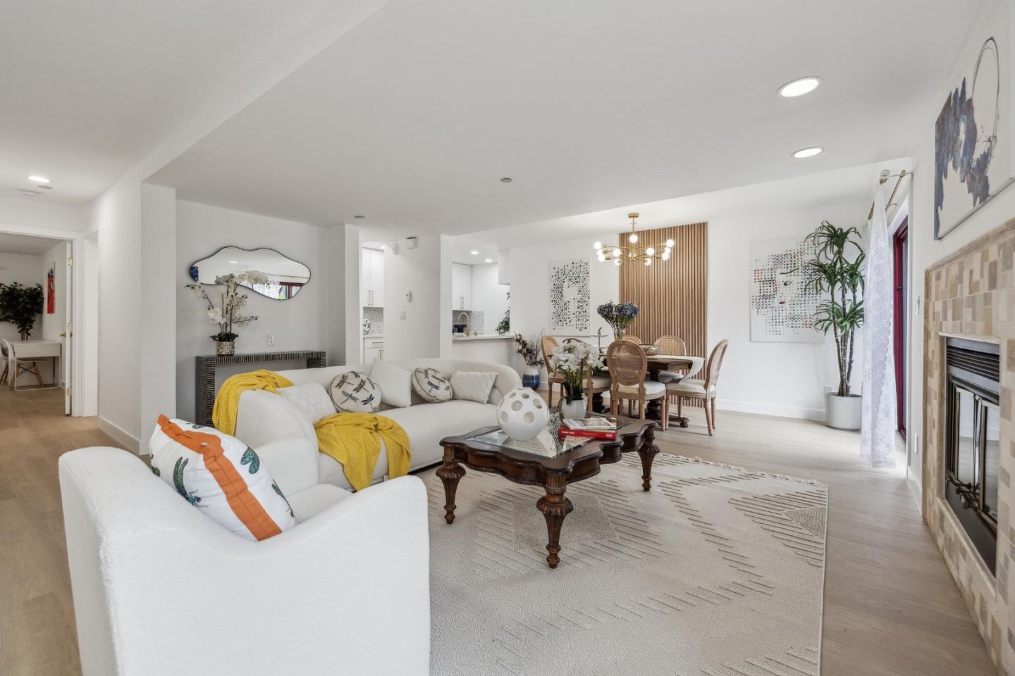 Detail Gallery Image 3 of 49 For 4159 El Camino Way #UNIT E,  Palo Alto,  CA 94306 - 2 Beds | 2 Baths