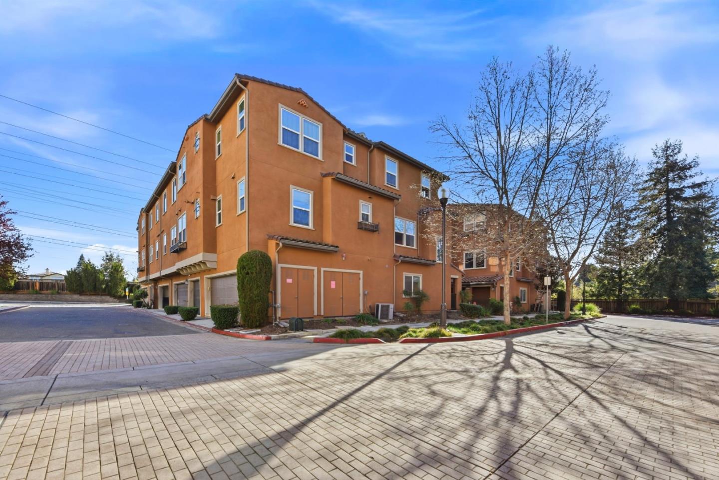 Detail Gallery Image 3 of 42 For 43896 Paso Pino Cmn, Fremont,  CA 94539 - 3 Beds | 3 Baths