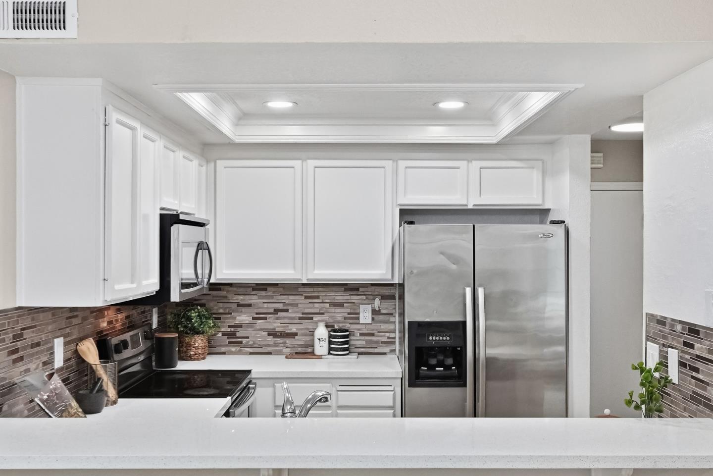 Detail Gallery Image 10 of 38 For 34767 Shalimar Ter, Fremont,  CA 94555 - 2 Beds | 2/1 Baths