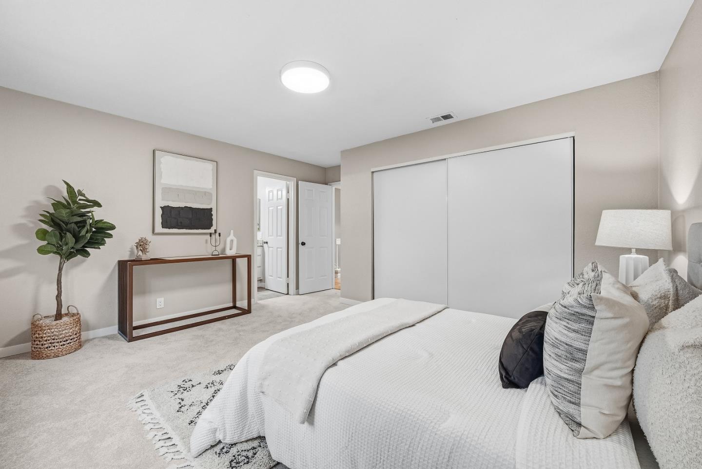 Detail Gallery Image 22 of 38 For 34767 Shalimar Ter, Fremont,  CA 94555 - 2 Beds | 2/1 Baths