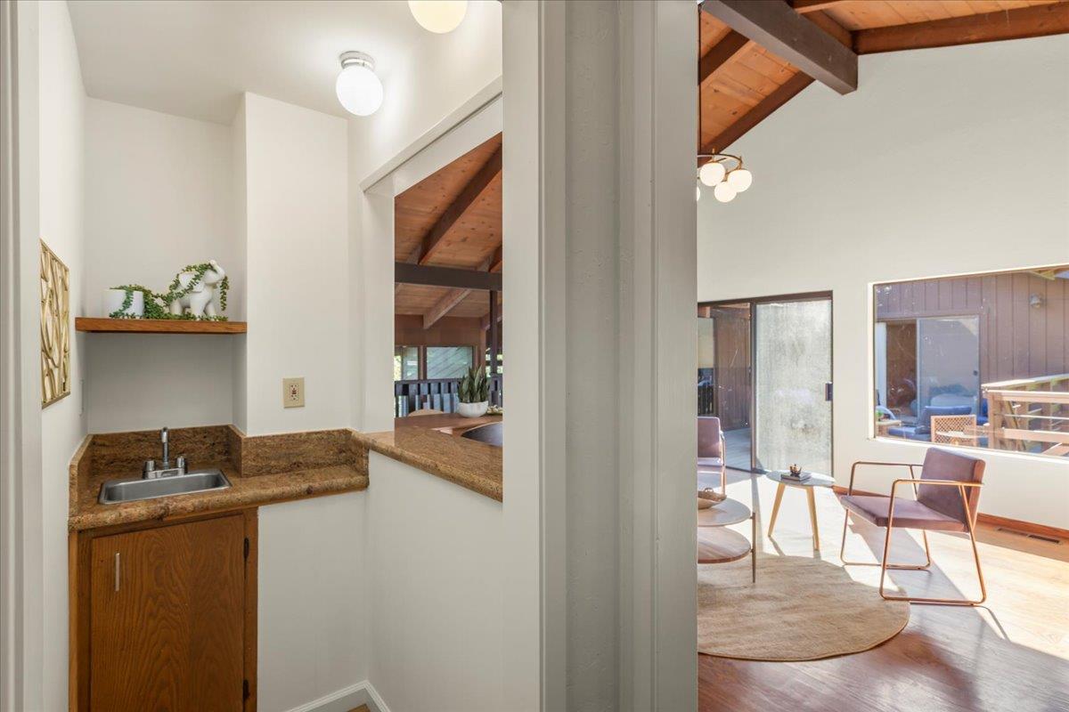 Detail Gallery Image 13 of 47 For 101 Ravinia Way, Los Gatos,  CA 95032 - 3 Beds | 2/1 Baths