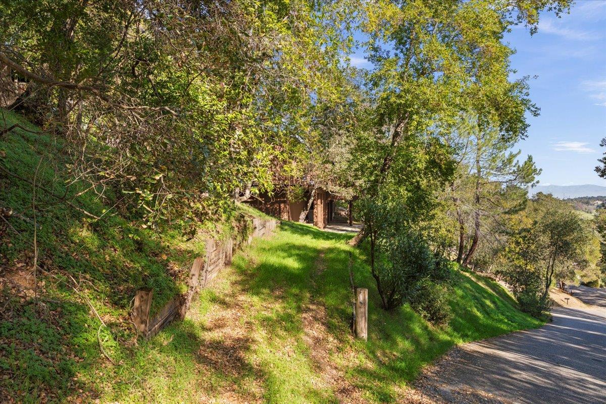 Detail Gallery Image 42 of 47 For 101 Ravinia Way, Los Gatos,  CA 95032 - 3 Beds | 2/1 Baths