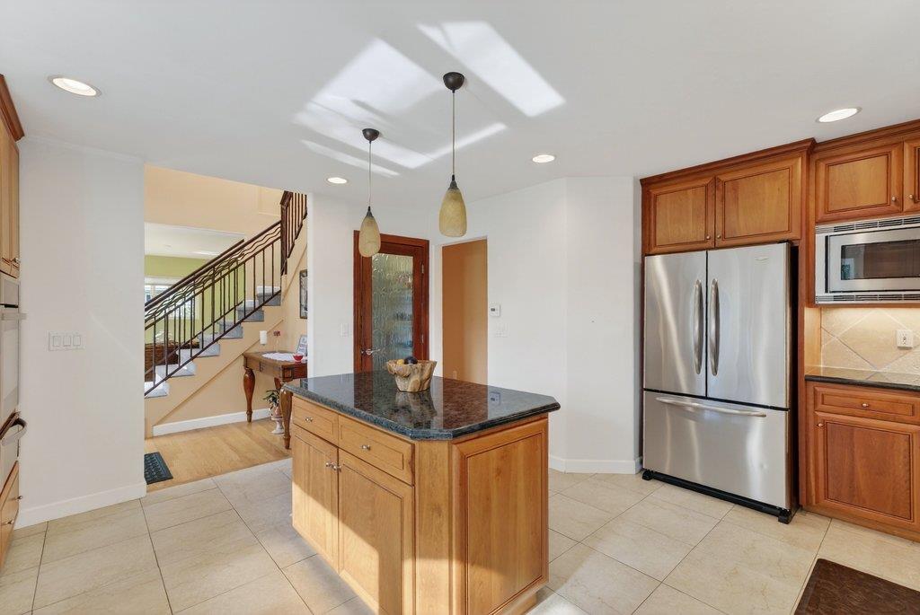 Detail Gallery Image 21 of 61 For 1021 Webster St, Santa Cruz,  CA 95062 - 3 Beds | 2/1 Baths