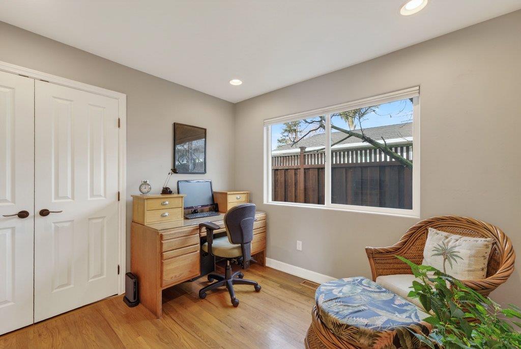Detail Gallery Image 24 of 61 For 1021 Webster St, Santa Cruz,  CA 95062 - 3 Beds | 2/1 Baths