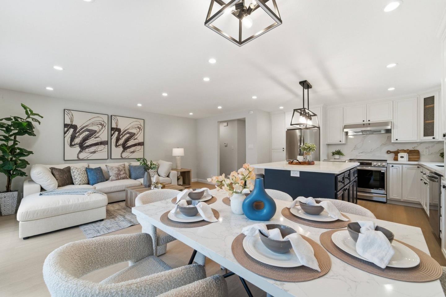 Detail Gallery Image 12 of 32 For 1462 Goldrush Ct, San Jose,  CA 95131 - 4 Beds | 2 Baths