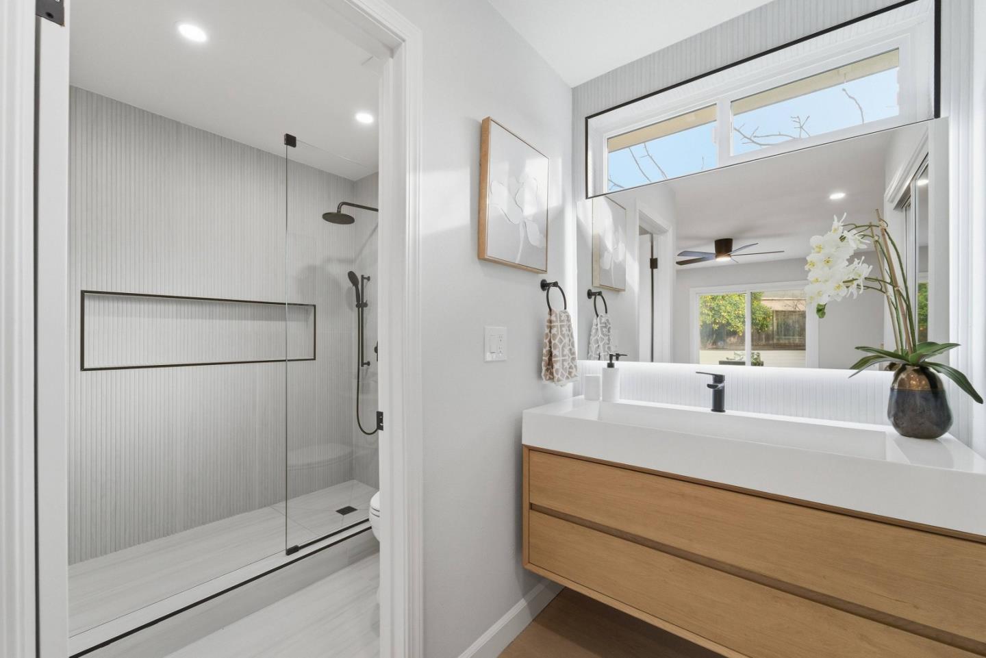 Detail Gallery Image 23 of 32 For 1462 Goldrush Ct, San Jose,  CA 95131 - 4 Beds | 2 Baths