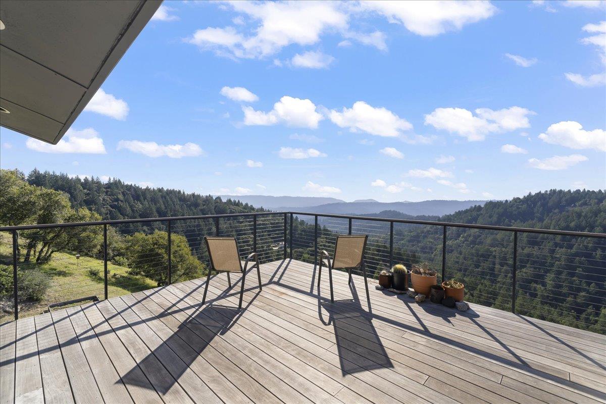 Detail Gallery Image 34 of 48 For 12336 Indian Rock Way, Los Gatos,  CA 95033 - 4 Beds | 3 Baths