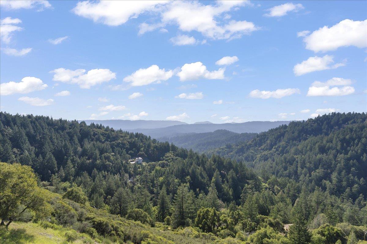 Detail Gallery Image 35 of 48 For 12336 Indian Rock Way, Los Gatos,  CA 95033 - 4 Beds | 3 Baths