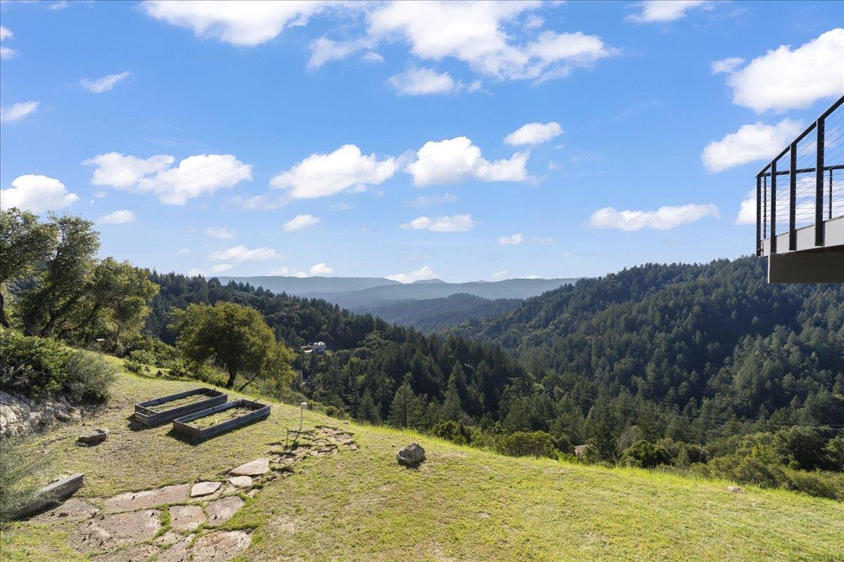 Detail Gallery Image 38 of 48 For 12336 Indian Rock Way, Los Gatos,  CA 95033 - 4 Beds | 3 Baths