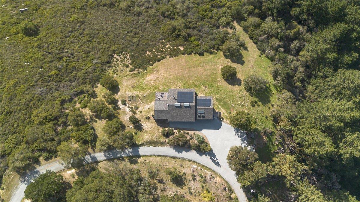 Detail Gallery Image 42 of 48 For 12336 Indian Rock Way, Los Gatos,  CA 95033 - 4 Beds | 3 Baths