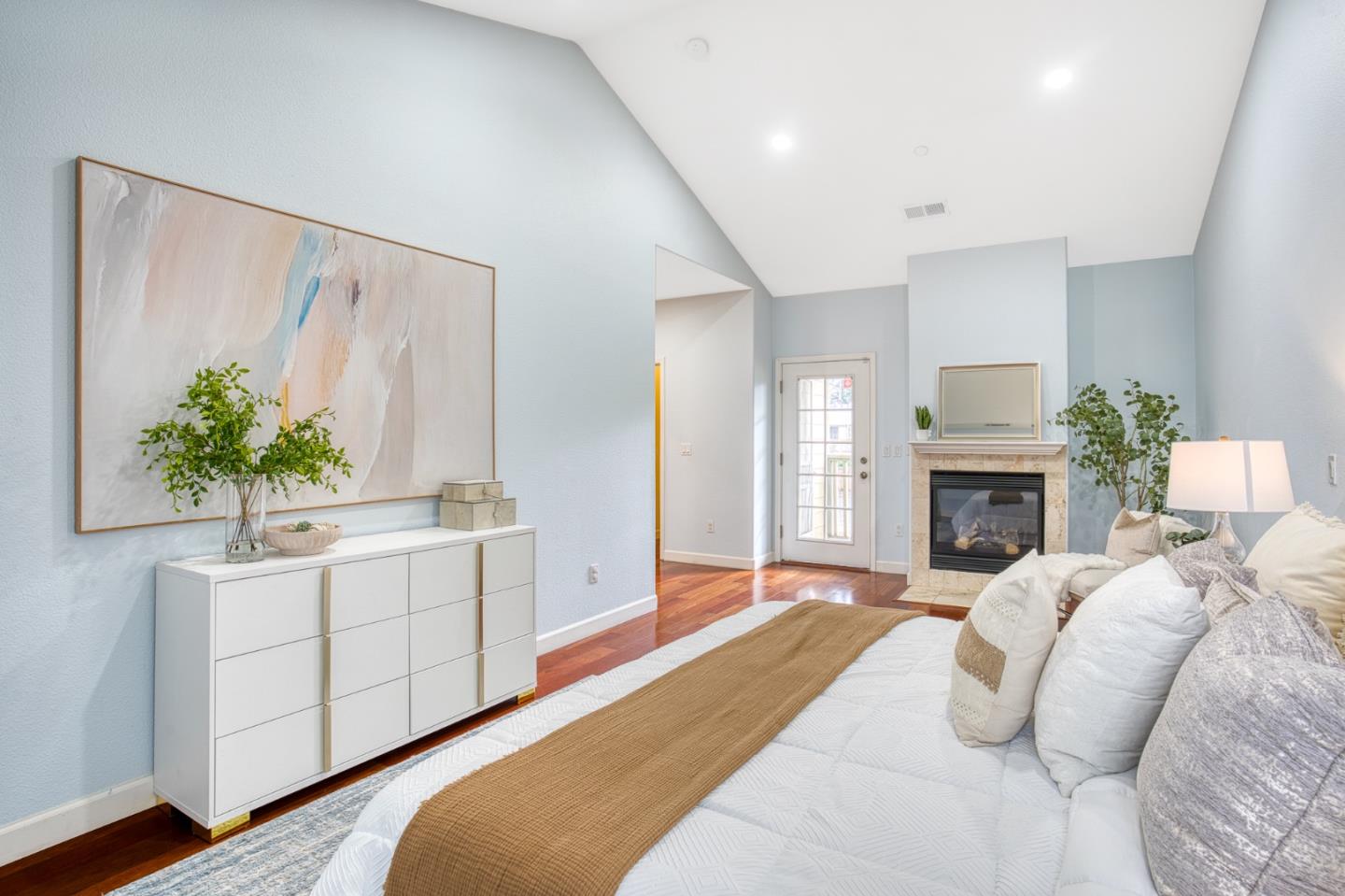 Detail Gallery Image 19 of 55 For 3712 Joy Ln, San Jose,  CA 95117 - 4 Beds | 3 Baths