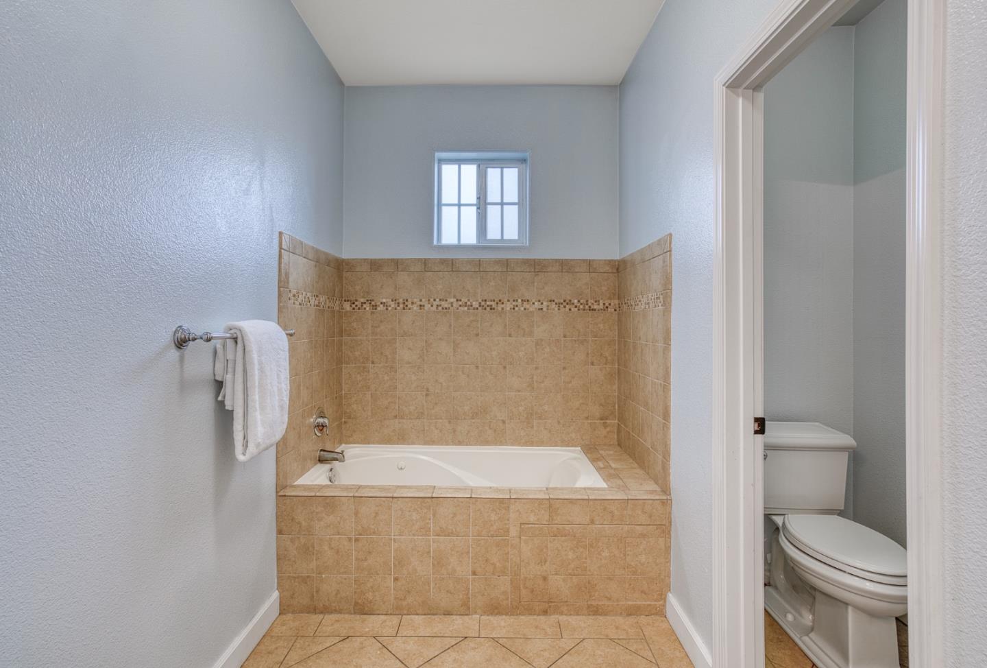 Detail Gallery Image 22 of 55 For 3712 Joy Ln, San Jose,  CA 95117 - 4 Beds | 3 Baths