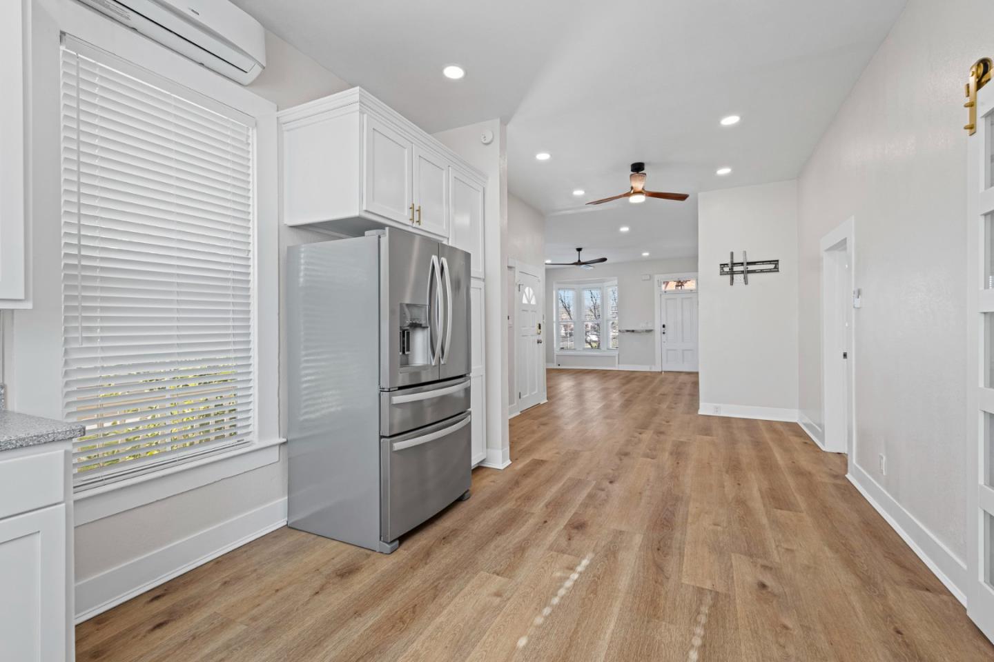 Detail Gallery Image 14 of 20 For 194 4th St, Gilroy,  CA 95020 - 4 Beds | 4 Baths