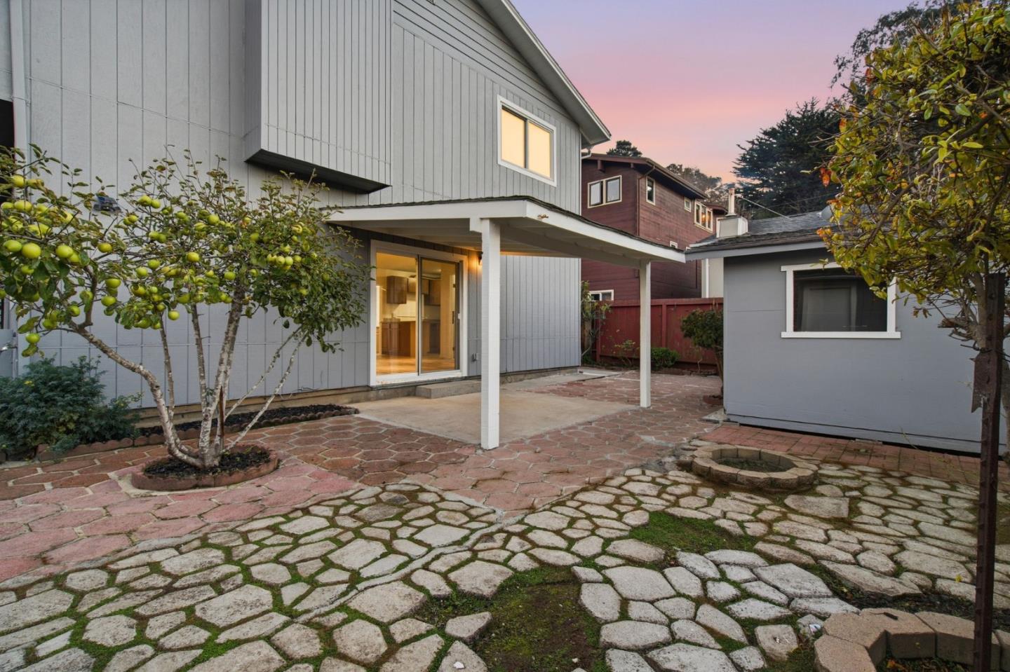 Front Image Thumbnail for ML82034373