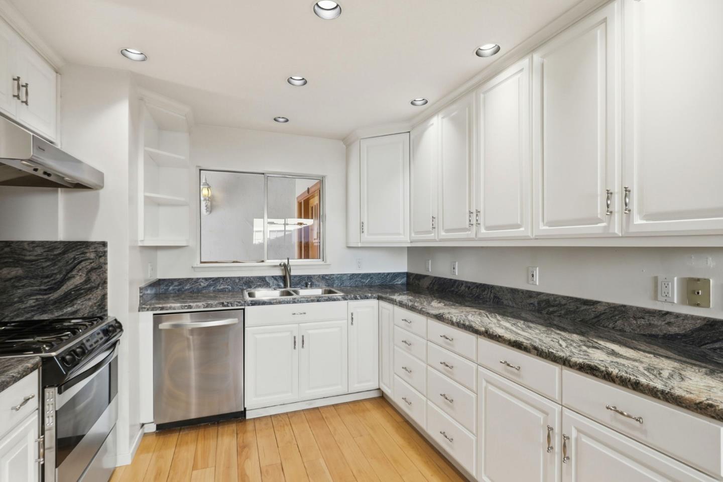 Detail Gallery Image 15 of 42 For 1103 Del Cambre Dr, San Jose,  CA 95129 - 3 Beds | 2 Baths