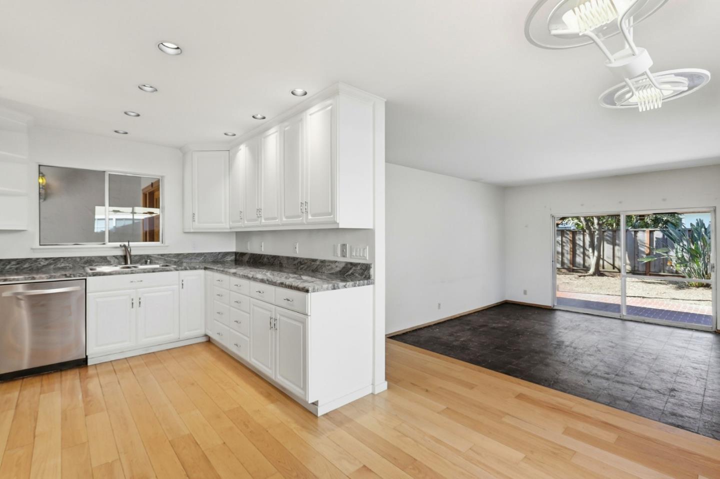 Detail Gallery Image 20 of 42 For 1103 Del Cambre Dr, San Jose,  CA 95129 - 3 Beds | 2 Baths