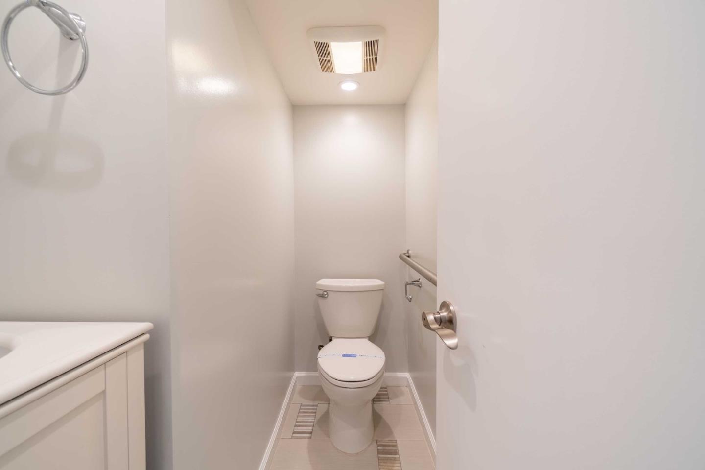 Detail Gallery Image 20 of 34 For 653 Saint Francis Blvd, Daly City,  CA 94015 - 2 Beds | 2/1 Baths