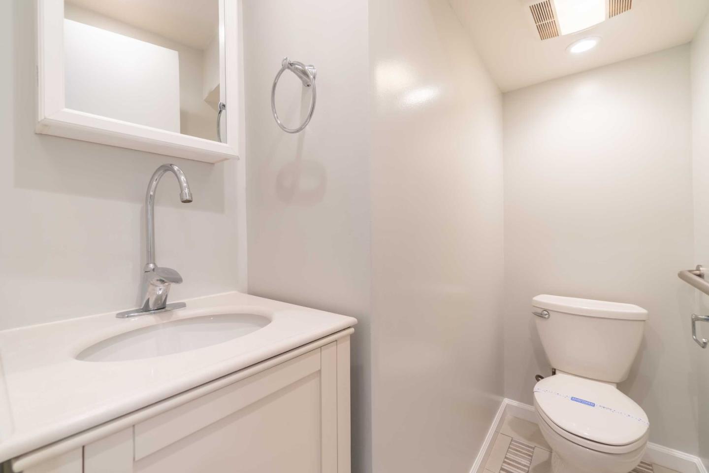 Detail Gallery Image 21 of 34 For 653 Saint Francis Blvd, Daly City,  CA 94015 - 2 Beds | 2/1 Baths