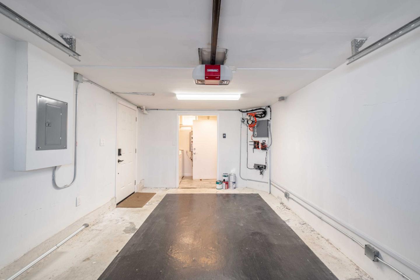 Detail Gallery Image 3 of 34 For 653 Saint Francis Blvd, Daly City,  CA 94015 - 2 Beds | 2/1 Baths