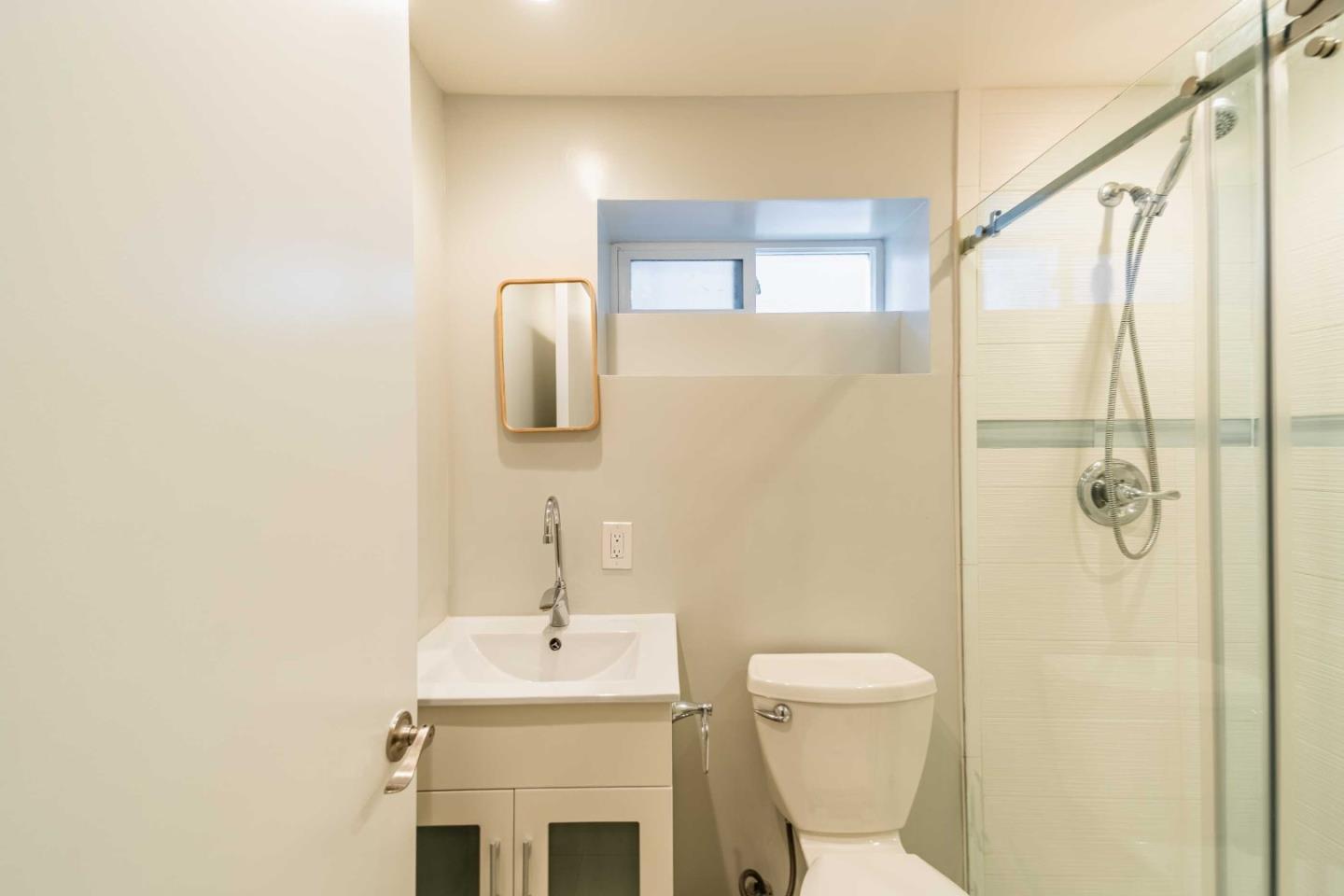 Detail Gallery Image 33 of 34 For 653 Saint Francis Blvd, Daly City,  CA 94015 - 2 Beds | 2/1 Baths