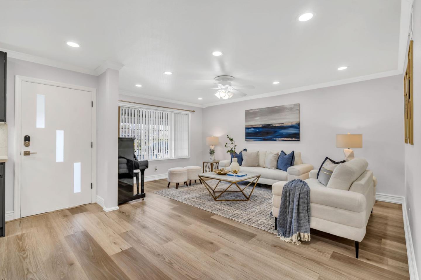 Detail Gallery Image 11 of 47 For 5776 Arapaho Dr, San Jose,  CA 95123 - 4 Beds | 2 Baths