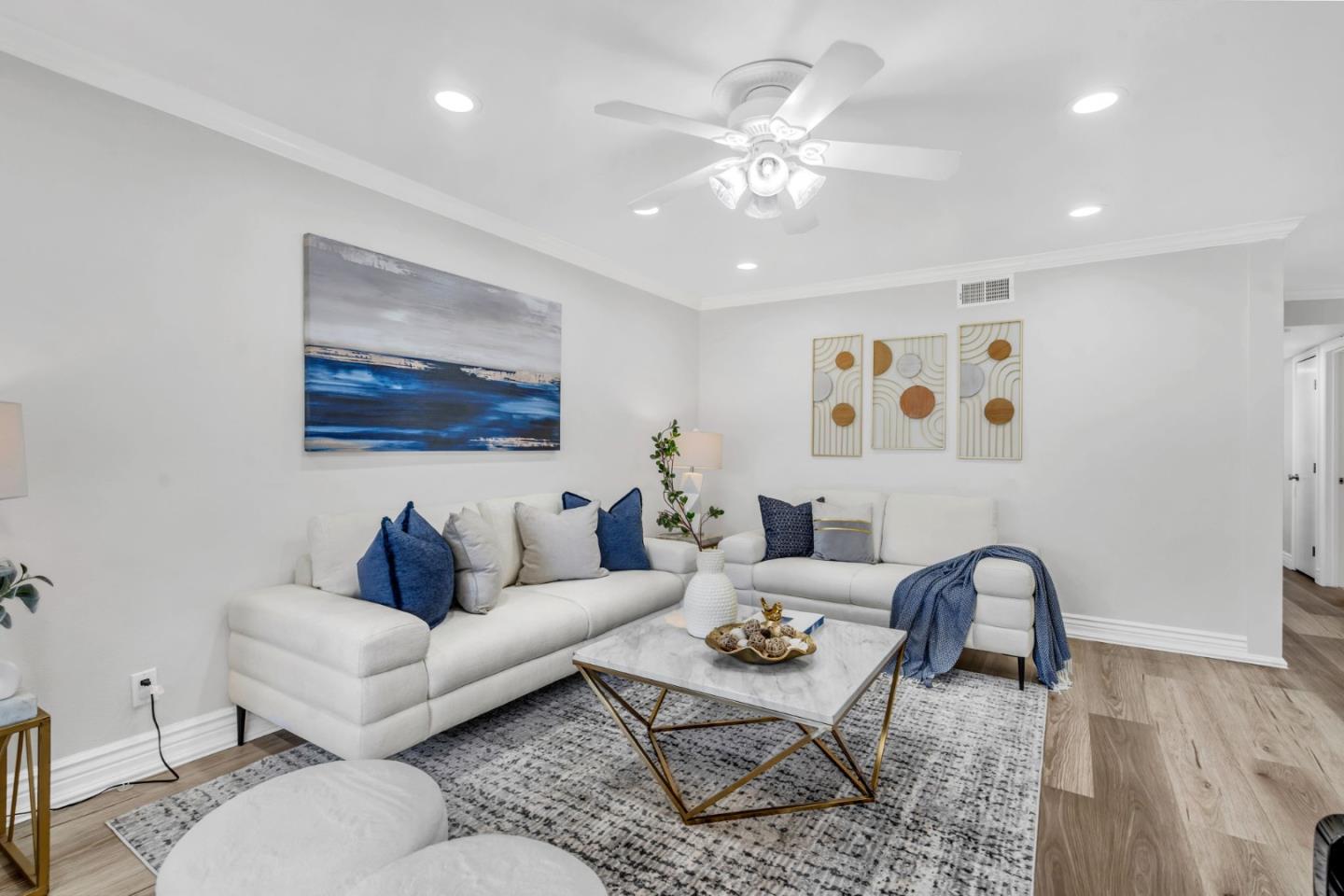 Detail Gallery Image 13 of 47 For 5776 Arapaho Dr, San Jose,  CA 95123 - 4 Beds | 2 Baths