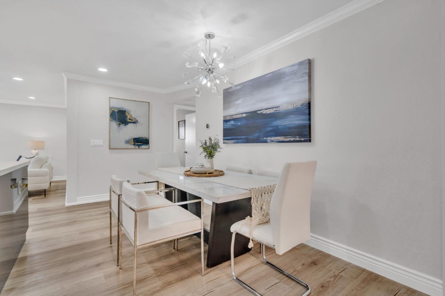 Detail Gallery Image 16 of 47 For 5776 Arapaho Dr, San Jose,  CA 95123 - 4 Beds | 2 Baths