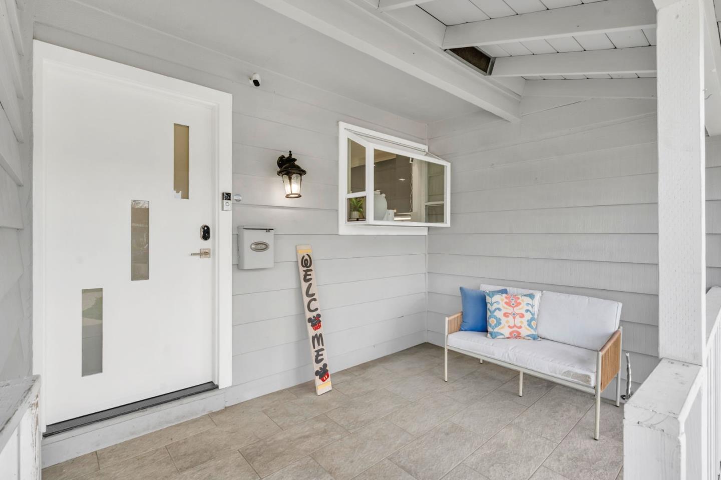 Detail Gallery Image 5 of 47 For 5776 Arapaho Dr, San Jose,  CA 95123 - 4 Beds | 2 Baths