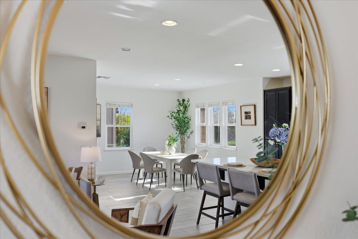 Detail Gallery Image 10 of 74 For 3868 Fiano Cmn, Fremont,  CA 94555 - 3 Beds | 3/1 Baths