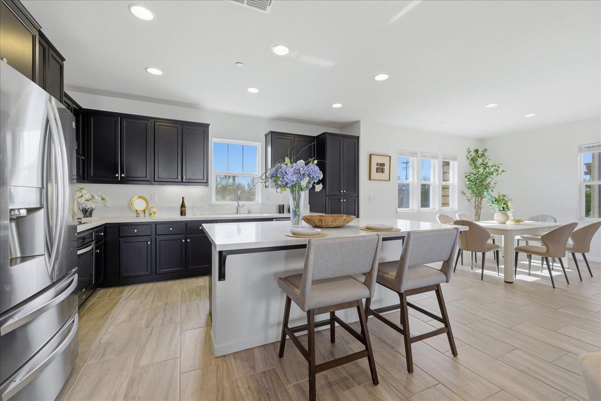 Detail Gallery Image 16 of 74 For 3868 Fiano Cmn, Fremont,  CA 94555 - 3 Beds | 3/1 Baths