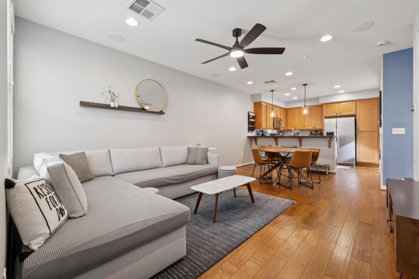 Detail Gallery Image 7 of 29 For 152 Heligan Ln #6,  Livermore,  CA 94551 - 2 Beds | 2/1 Baths