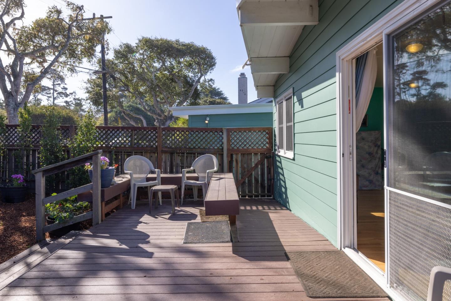 Detail Gallery Image 18 of 28 For 306 Crocker Ave, Pacific Grove,  CA 93950 - 3 Beds | 2 Baths