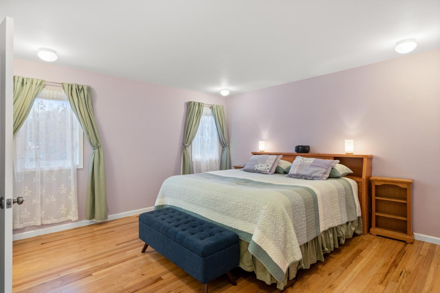 Detail Gallery Image 6 of 28 For 306 Crocker Ave, Pacific Grove,  CA 93950 - 3 Beds | 2 Baths