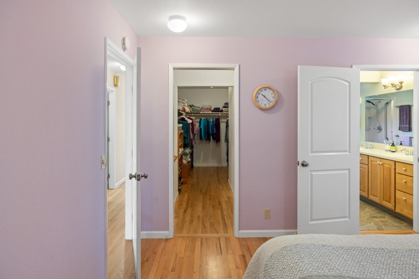 Detail Gallery Image 7 of 28 For 306 Crocker Ave, Pacific Grove,  CA 93950 - 3 Beds | 2 Baths