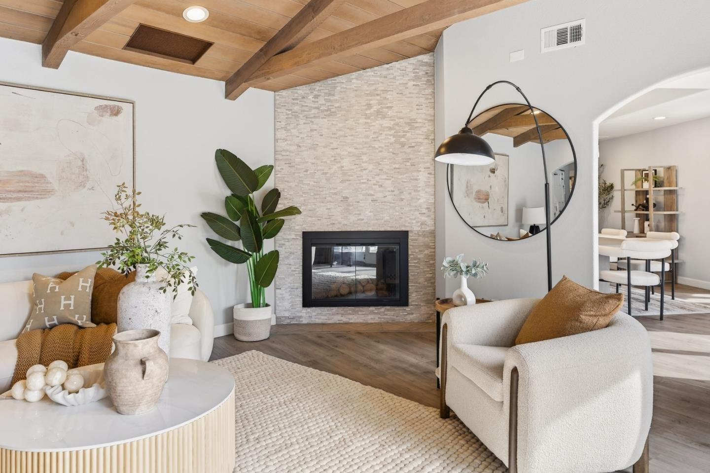 Detail Gallery Image 16 of 49 For 12791 Ione Ct, Saratoga,  CA 95070 - 5 Beds | 4/1 Baths