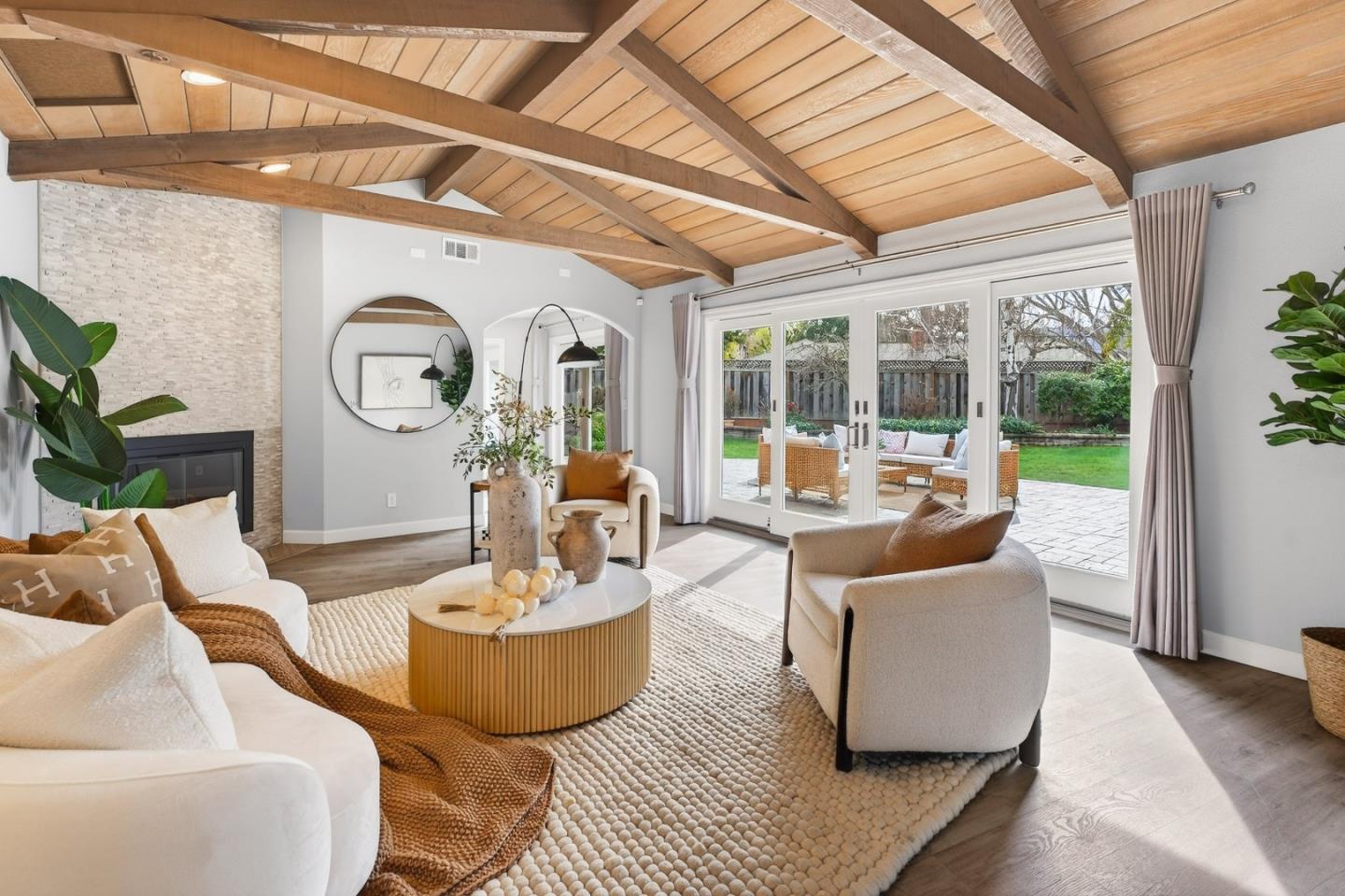 Detail Gallery Image 17 of 49 For 12791 Ione Ct, Saratoga,  CA 95070 - 5 Beds | 4/1 Baths