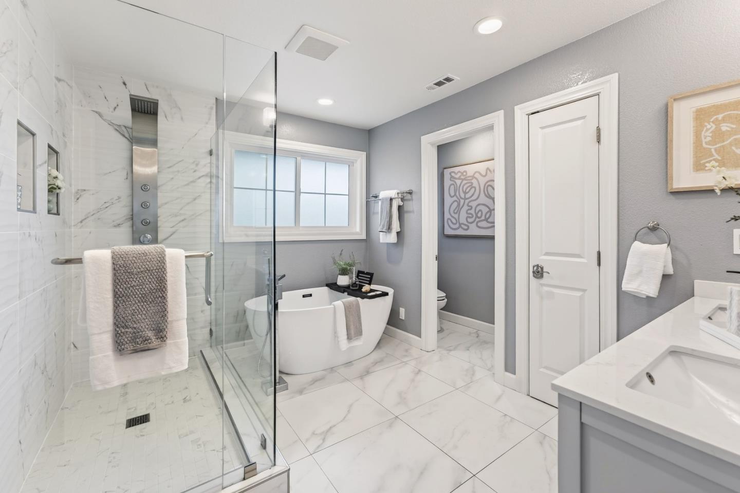 Detail Gallery Image 30 of 49 For 12791 Ione Ct, Saratoga,  CA 95070 - 5 Beds | 4/1 Baths