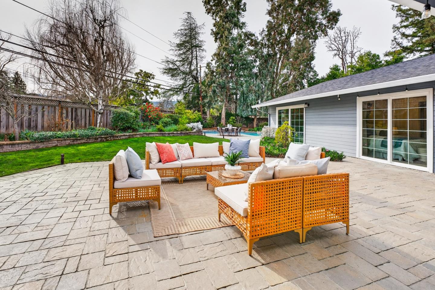 Detail Gallery Image 38 of 49 For 12791 Ione Ct, Saratoga,  CA 95070 - 5 Beds | 4/1 Baths