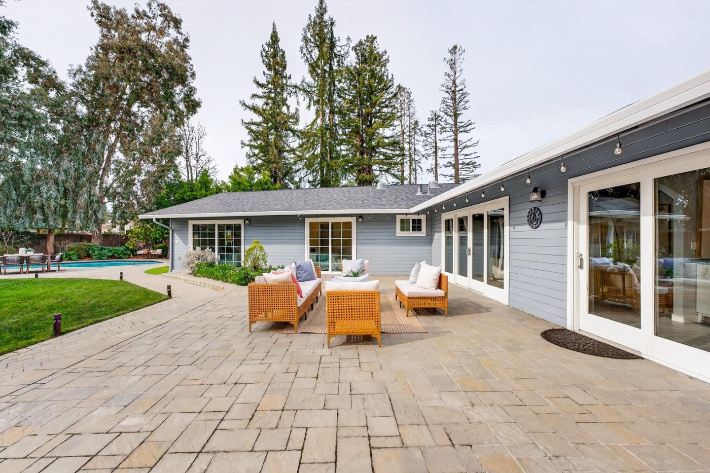 Detail Gallery Image 39 of 49 For 12791 Ione Ct, Saratoga,  CA 95070 - 5 Beds | 4/1 Baths