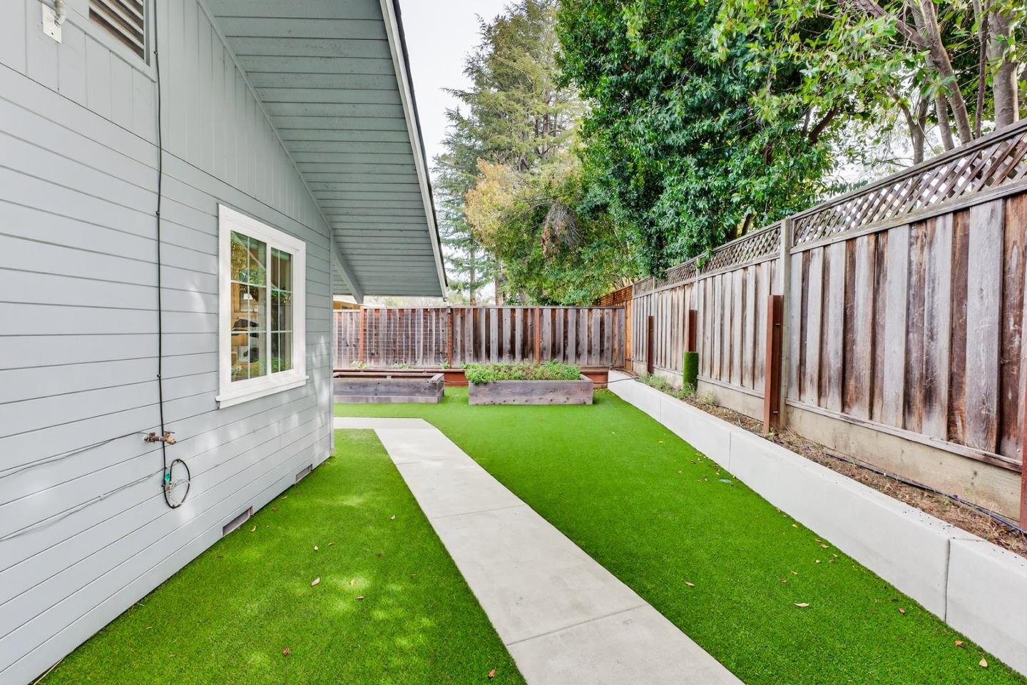 Detail Gallery Image 45 of 49 For 12791 Ione Ct, Saratoga,  CA 95070 - 5 Beds | 4/1 Baths