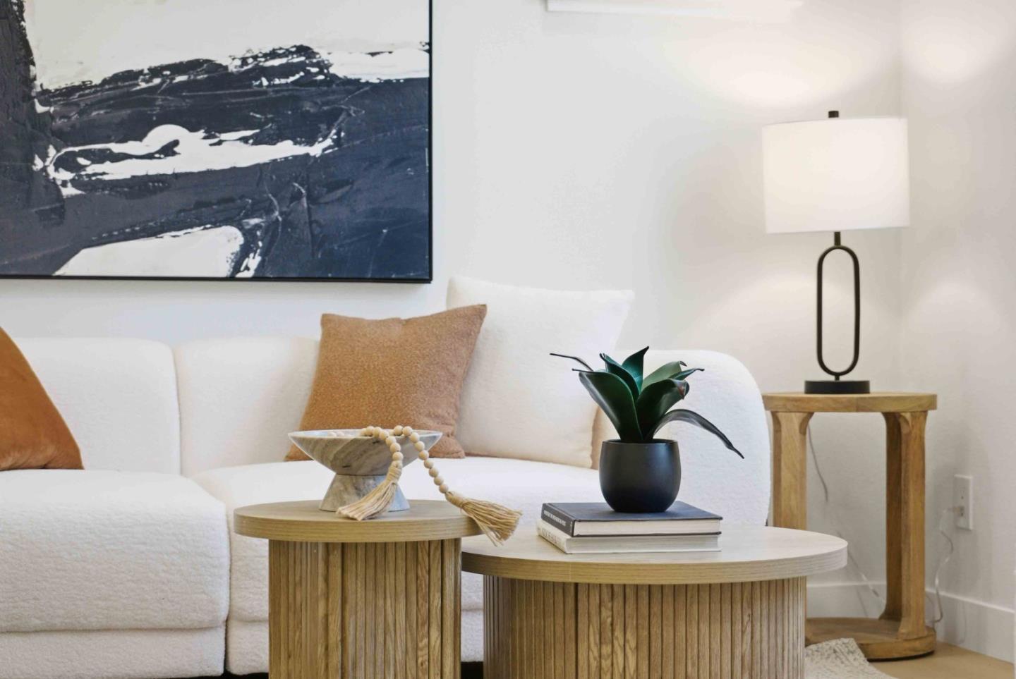 Detail Gallery Image 22 of 51 For 2260 Golden Crest Cmn, San Jose,  CA 95125 - 2 Beds | 2/1 Baths