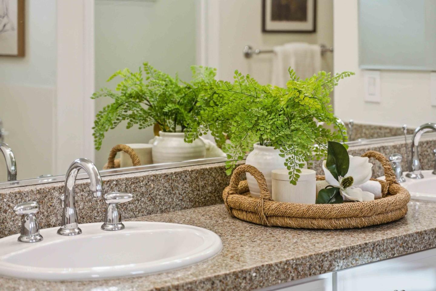 Detail Gallery Image 31 of 51 For 2260 Golden Crest Cmn, San Jose,  CA 95125 - 2 Beds | 2/1 Baths