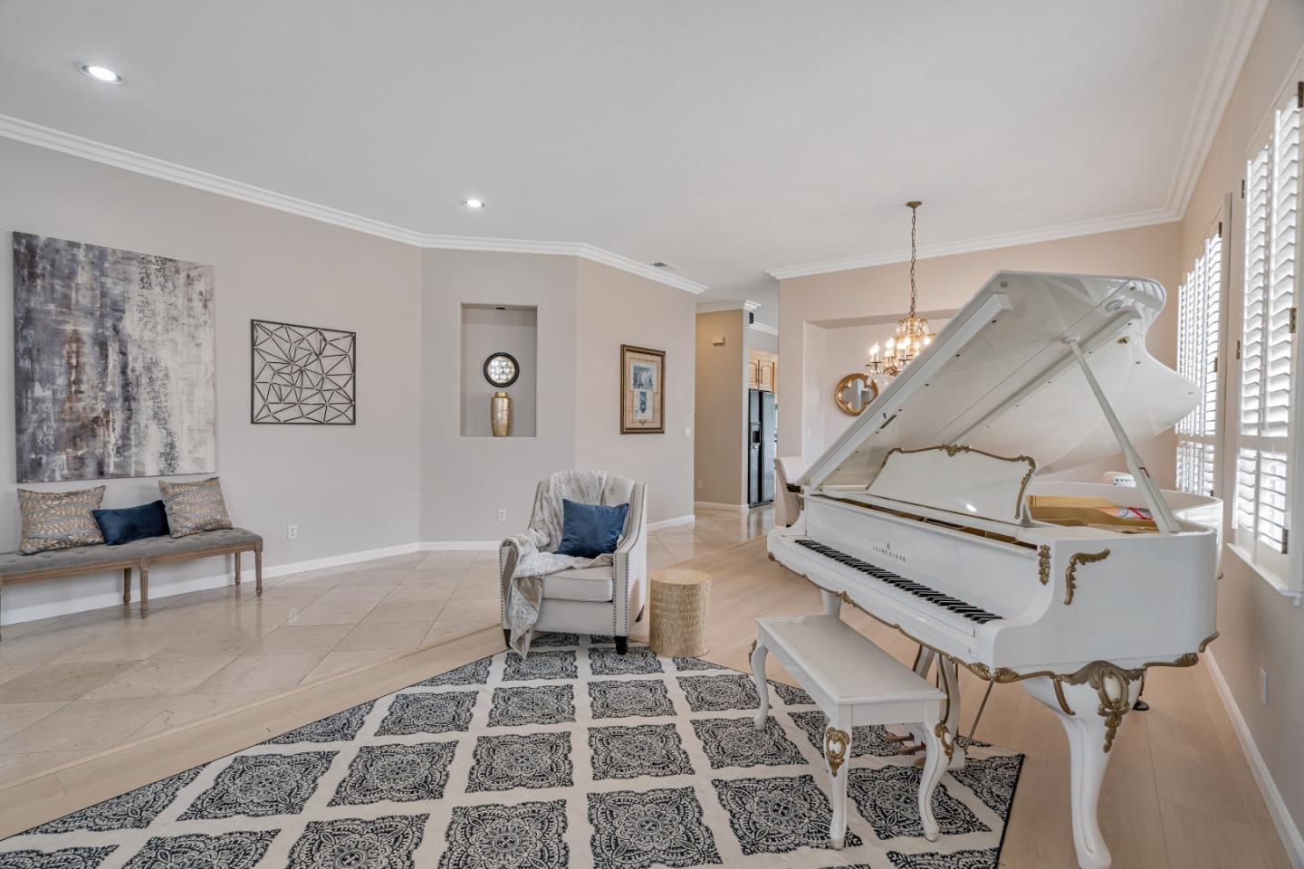 Detail Gallery Image 8 of 40 For 8845 Wine Valley Cir, San Jose,  CA 95135 - 3 Beds | 2 Baths