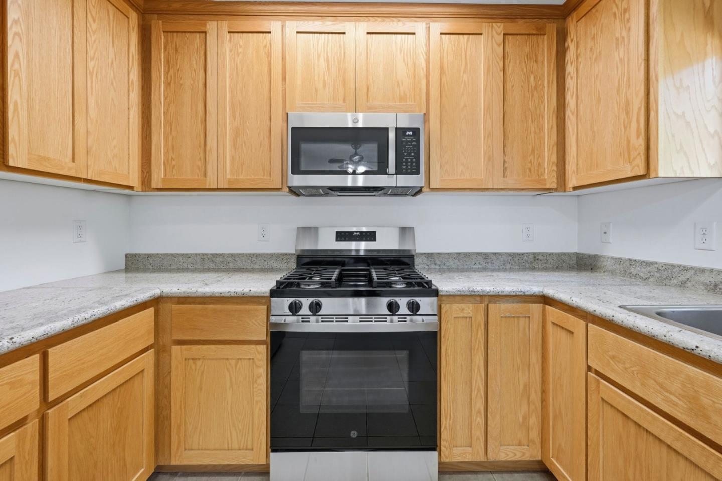 Detail Gallery Image 19 of 28 For 115 Christel Oaks Dr, Scotts Valley,  CA 95066 - – Beds | – Baths