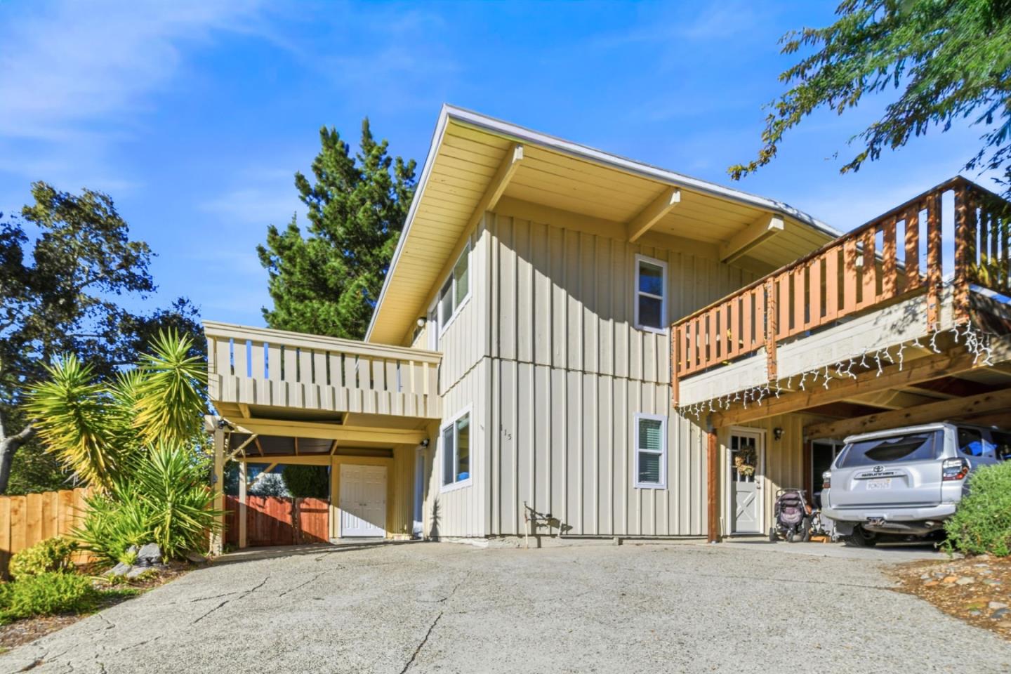 Detail Gallery Image 2 of 28 For 115 Christel Oaks Dr, Scotts Valley,  CA 95066 - – Beds | – Baths