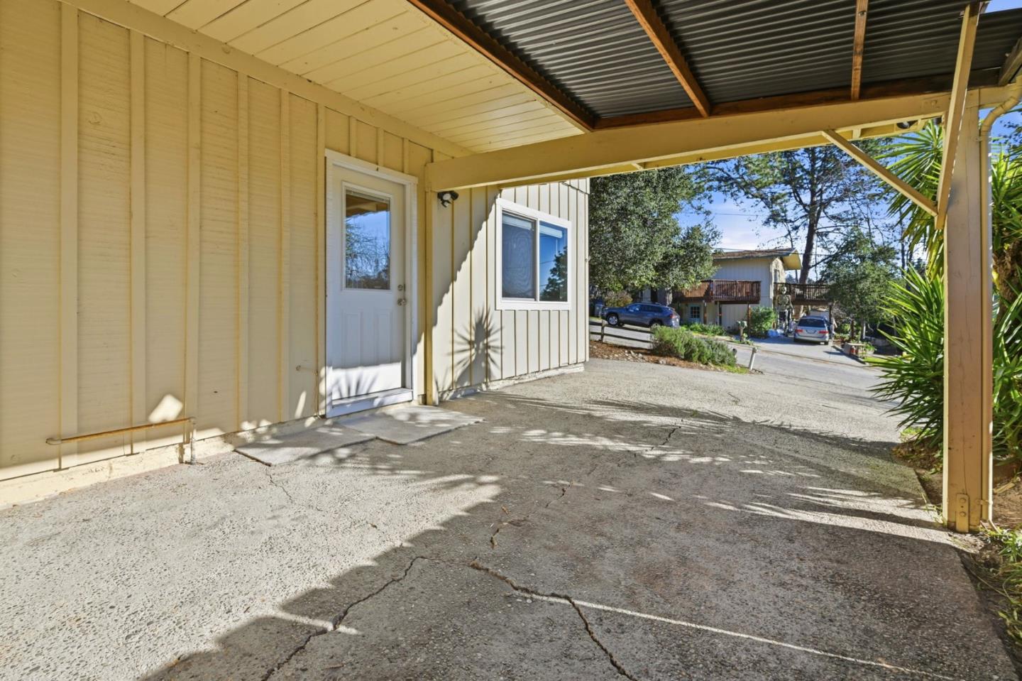 Detail Gallery Image 4 of 28 For 115 Christel Oaks Dr, Scotts Valley,  CA 95066 - – Beds | – Baths