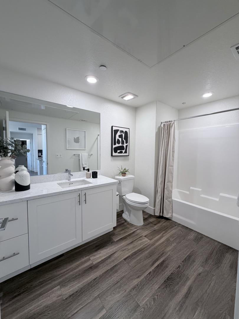 Detail Gallery Image 8 of 19 For 5933 Sunstone Dr #410,  San Jose,  CA 95123 - 2 Beds | 2 Baths